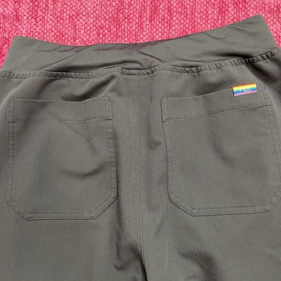 Figs Zamora High Waist Jogger Scrub Pants Limited Edition Pride Gray Size Small - Picture 7 of 10